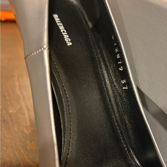 BALENCIAGA Metallic Nappa Square Knife 80mm Pumps - Picture 4 of 13